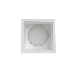 PLAP4 PLAFONE IN GESSO CERAMICO DALLA FORMA CUBICA E PROFILO INFERIORE INCLINATO 11X11 H15 COMPLETO DI PORTA LAMPADA GX53